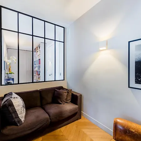 Elegant 4 - Bedroom With A Garden, 16 By Easyflat *